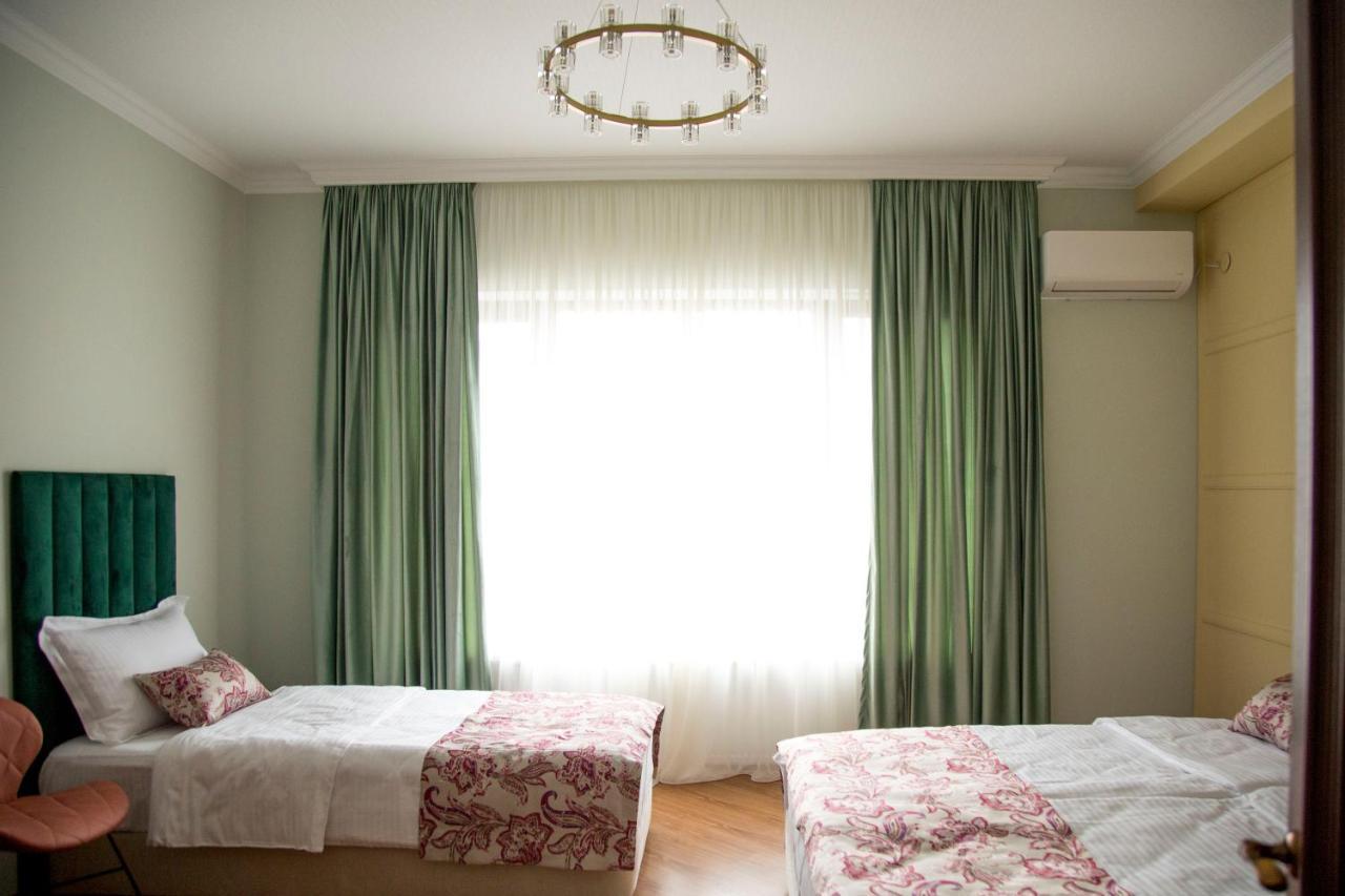 Phazisi Hotel Tbiliszi Kültér fotó
